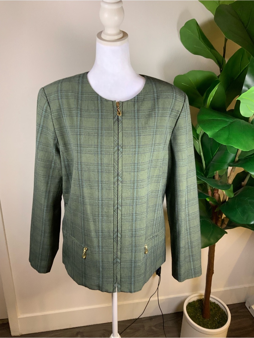 Sag Harbor Olive Green Plaid Collarless Zip Jacket